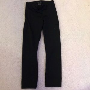 Nike dri-fit cropped leggings
